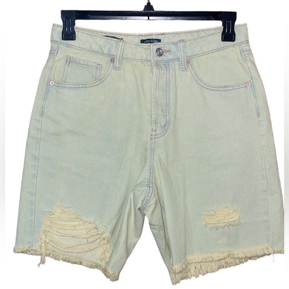 •WILD FABLE•BNWOT DISTRESSED HIGH RISE BERMUDA SHORTS SIZE 6